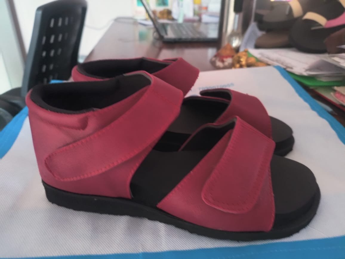 LSH-15 ORTHO FOOTWEAR